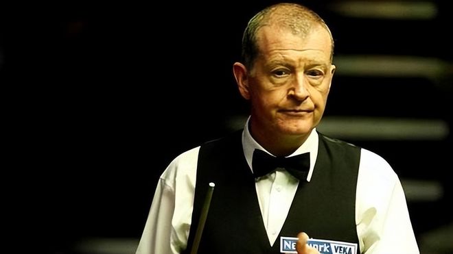 年轻队员在 年轻队员在